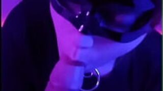 Голодный котёнок отсасывает мне и я трахаю её пока не залью её молоком - порно видео